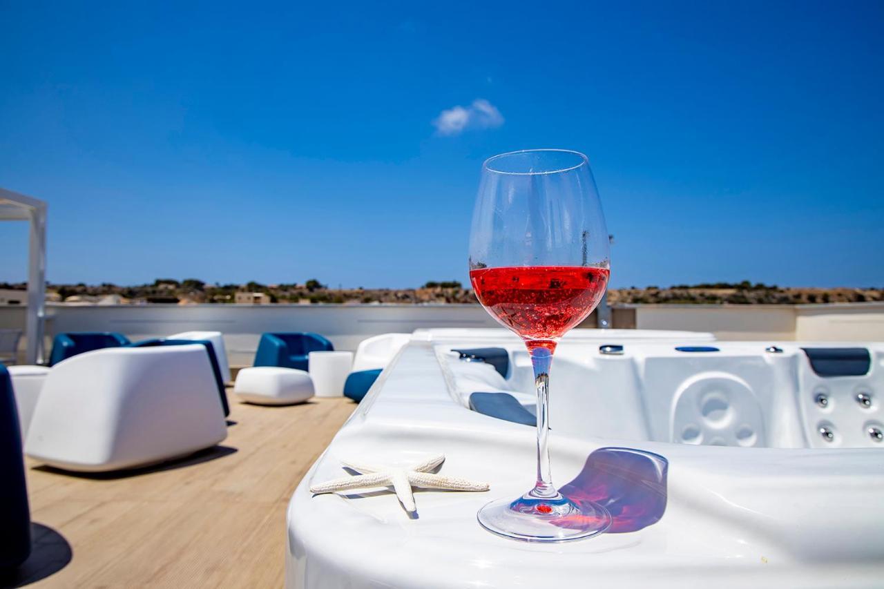 Sundeck Hotel San Vito Lo Capo Eksteriør billede